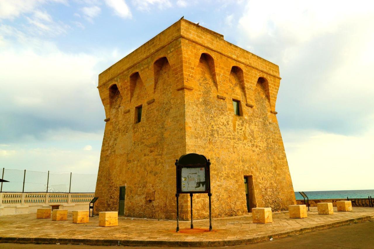 Casa Vacanze Vecchia Torre Gallipolli Exteriör bild